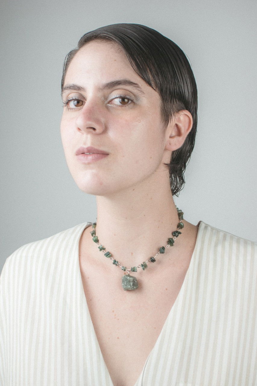 Ágatha Flora backdrop