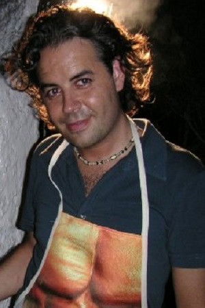 Cholo Moratalla backdrop