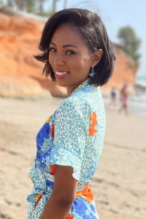 Leah Charles-King backdrop