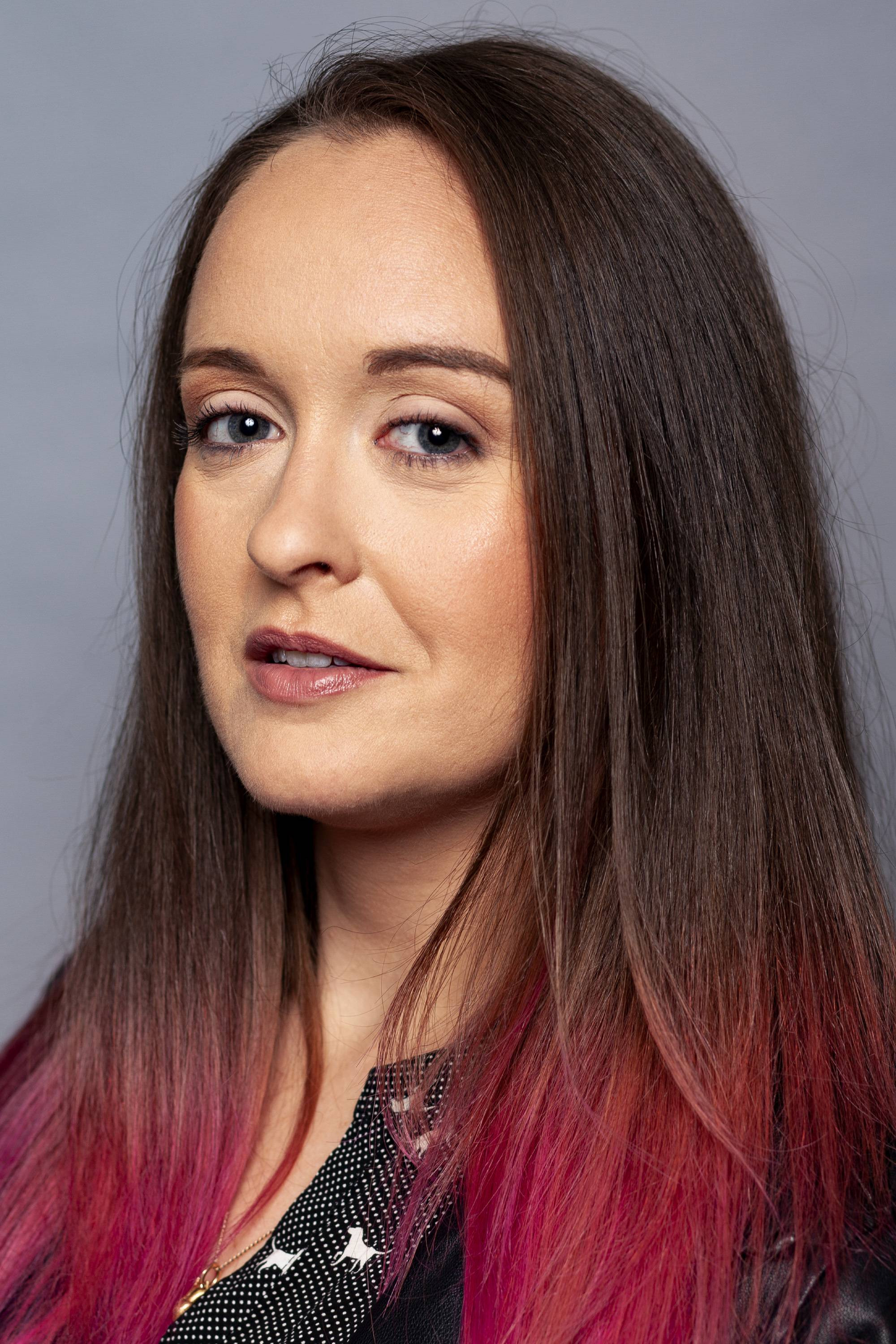 Jo Anna Van Thuyne backdrop