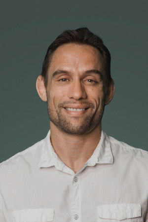 Travis Tooke backdrop