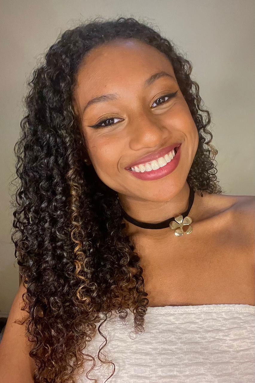 Samara Centeno backdrop