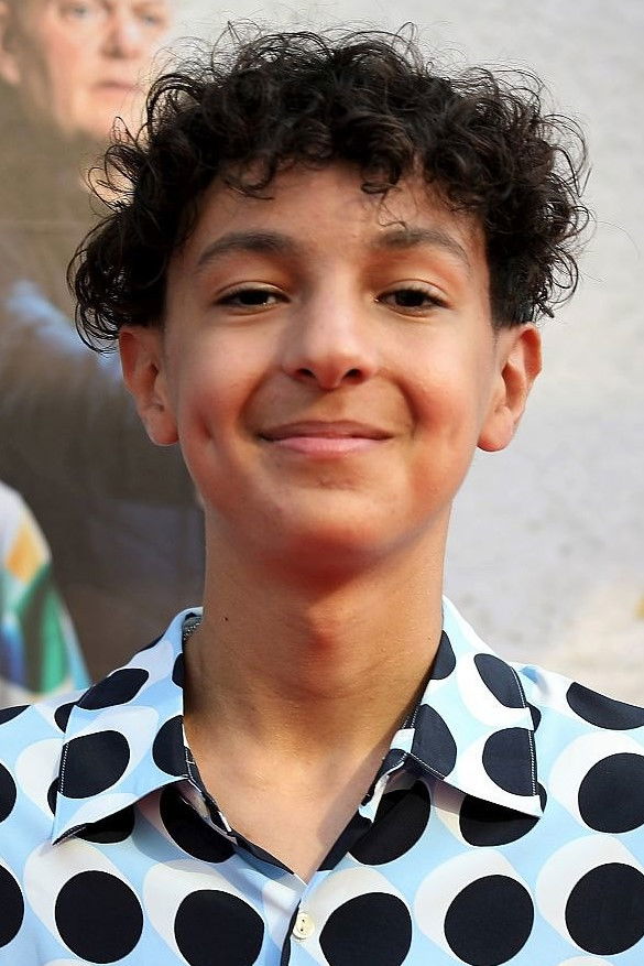 Anouar Kasmi backdrop