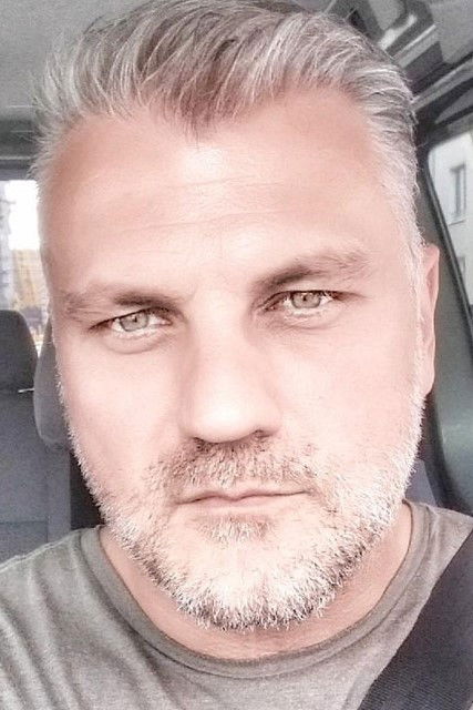 Adrian Franusic backdrop