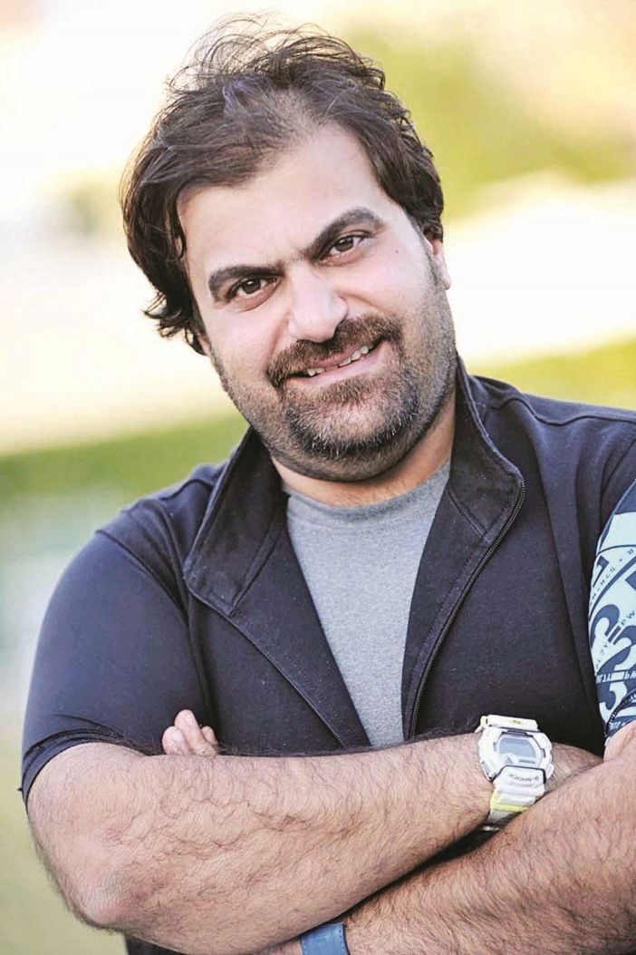 Manaf Abdaall backdrop