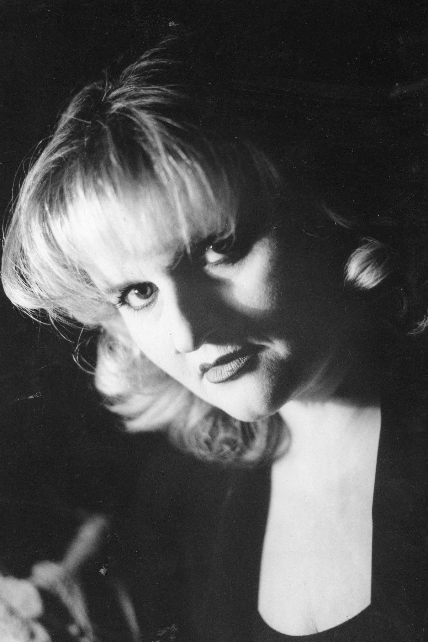 Monica Assante di Tatisso backdrop