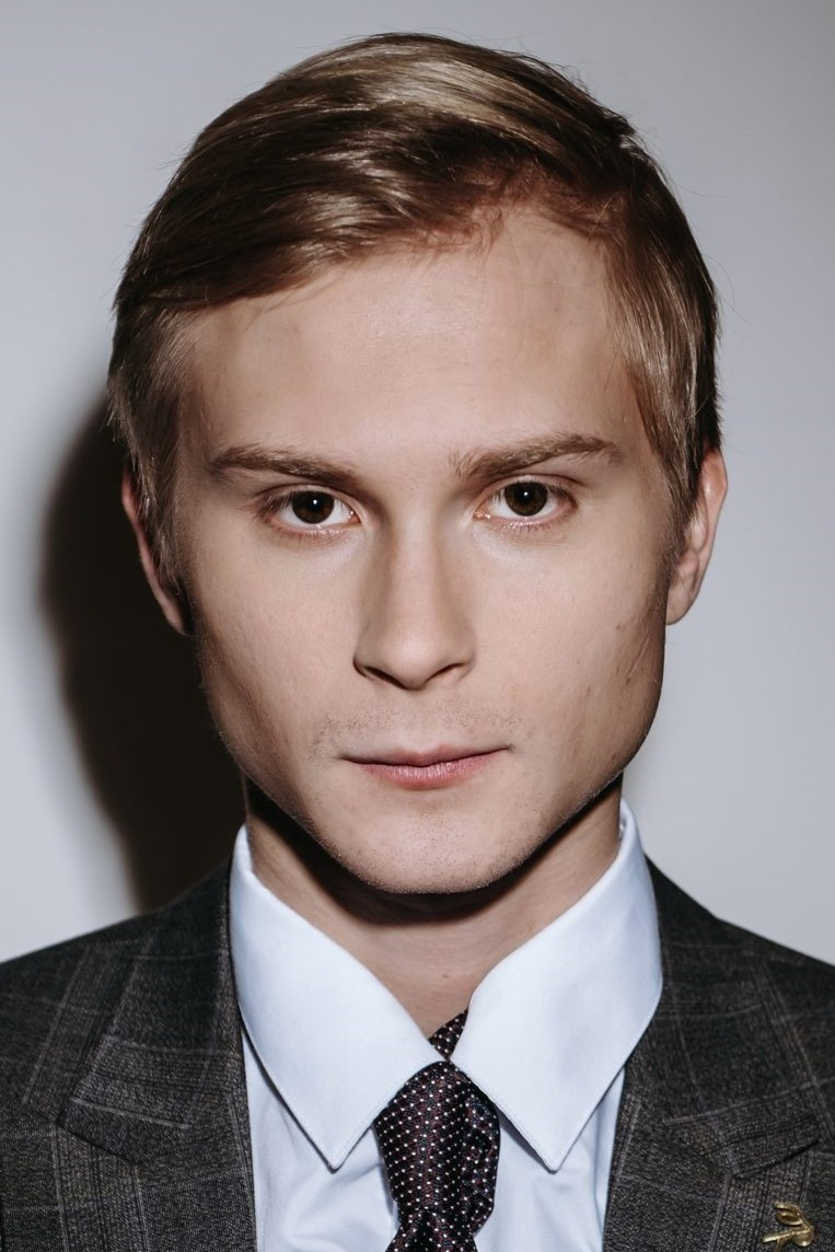 Ivan Kaporin backdrop