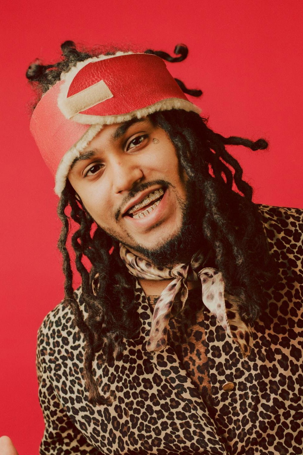 Thermal Taveras backdrop