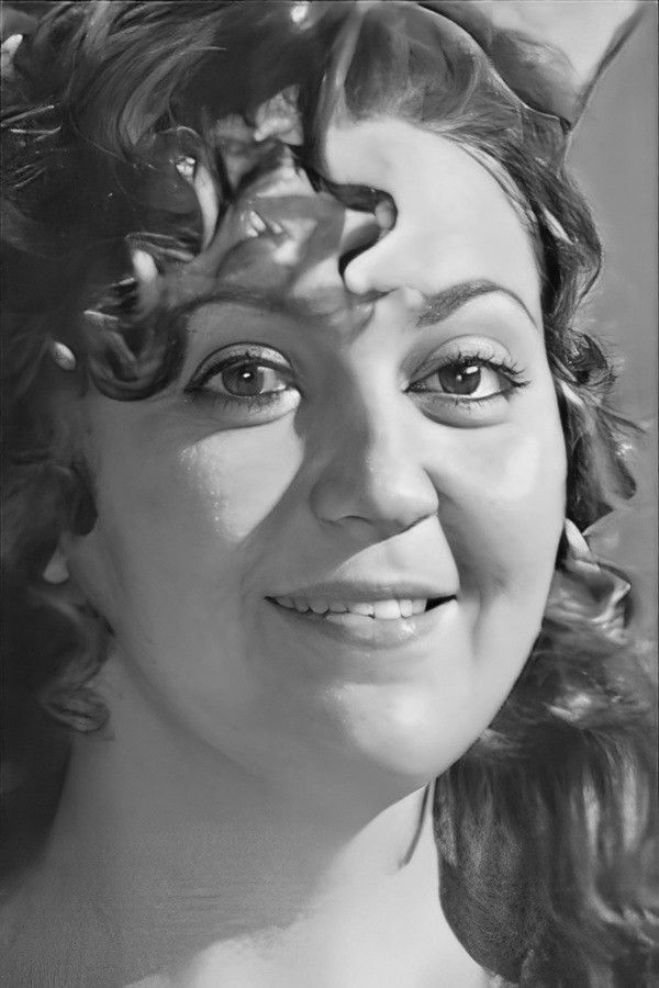 Lyudmila Khmelnitskaya backdrop