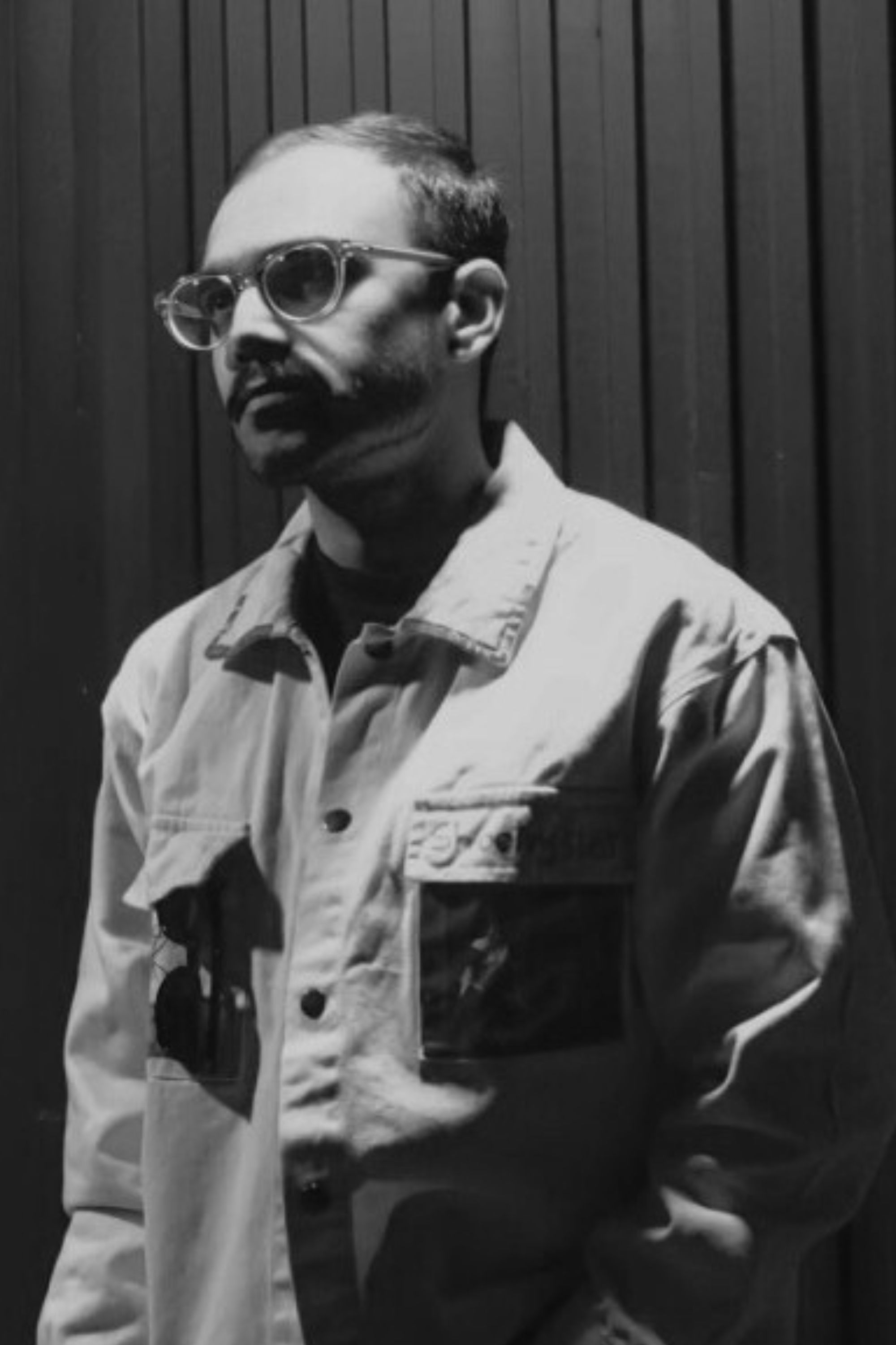 Erfan Chegini backdrop