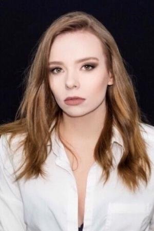 Emma Hewitt backdrop