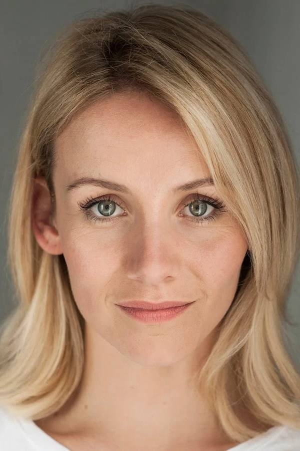 Nicole Evans backdrop