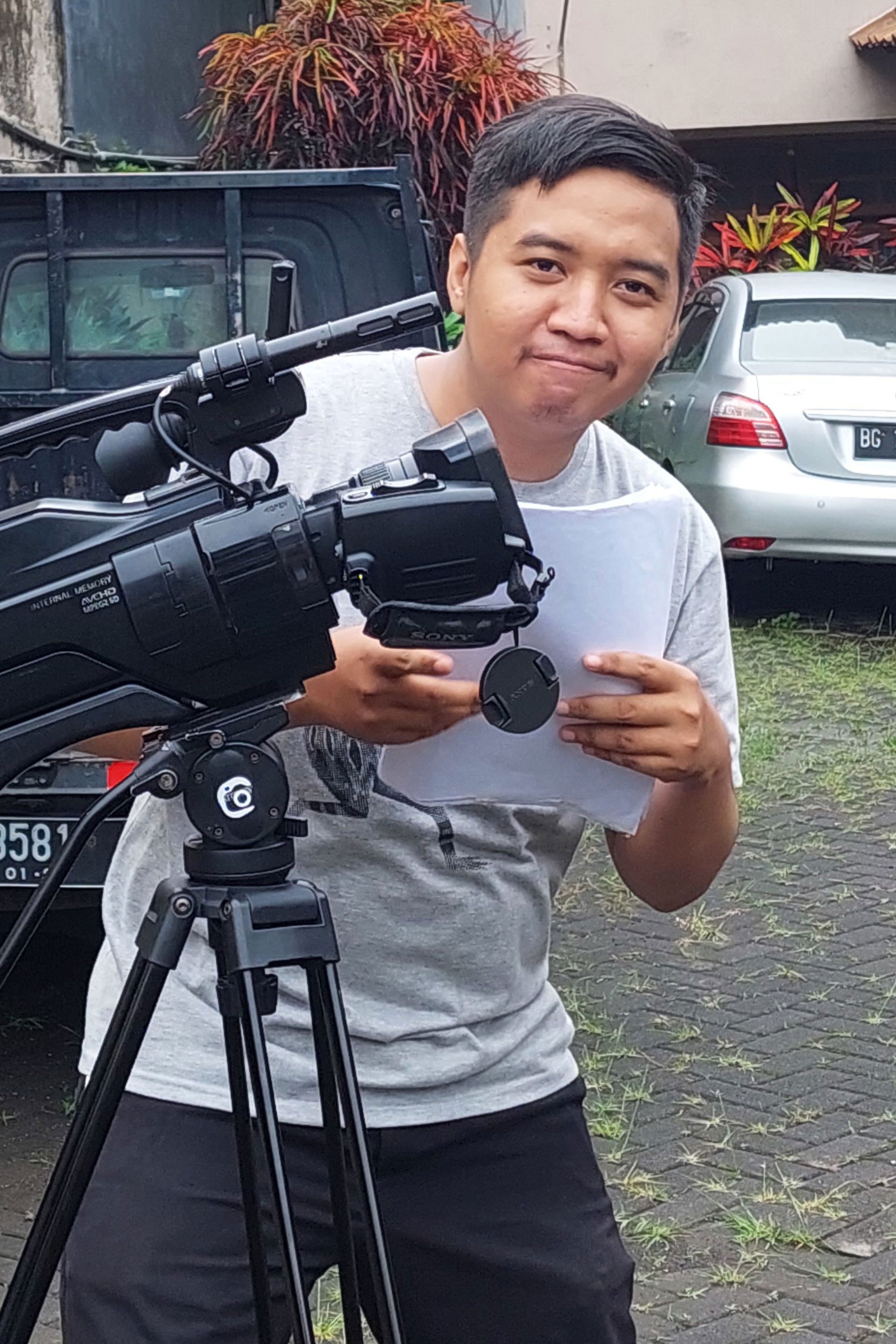 Luqmanul Hakim backdrop