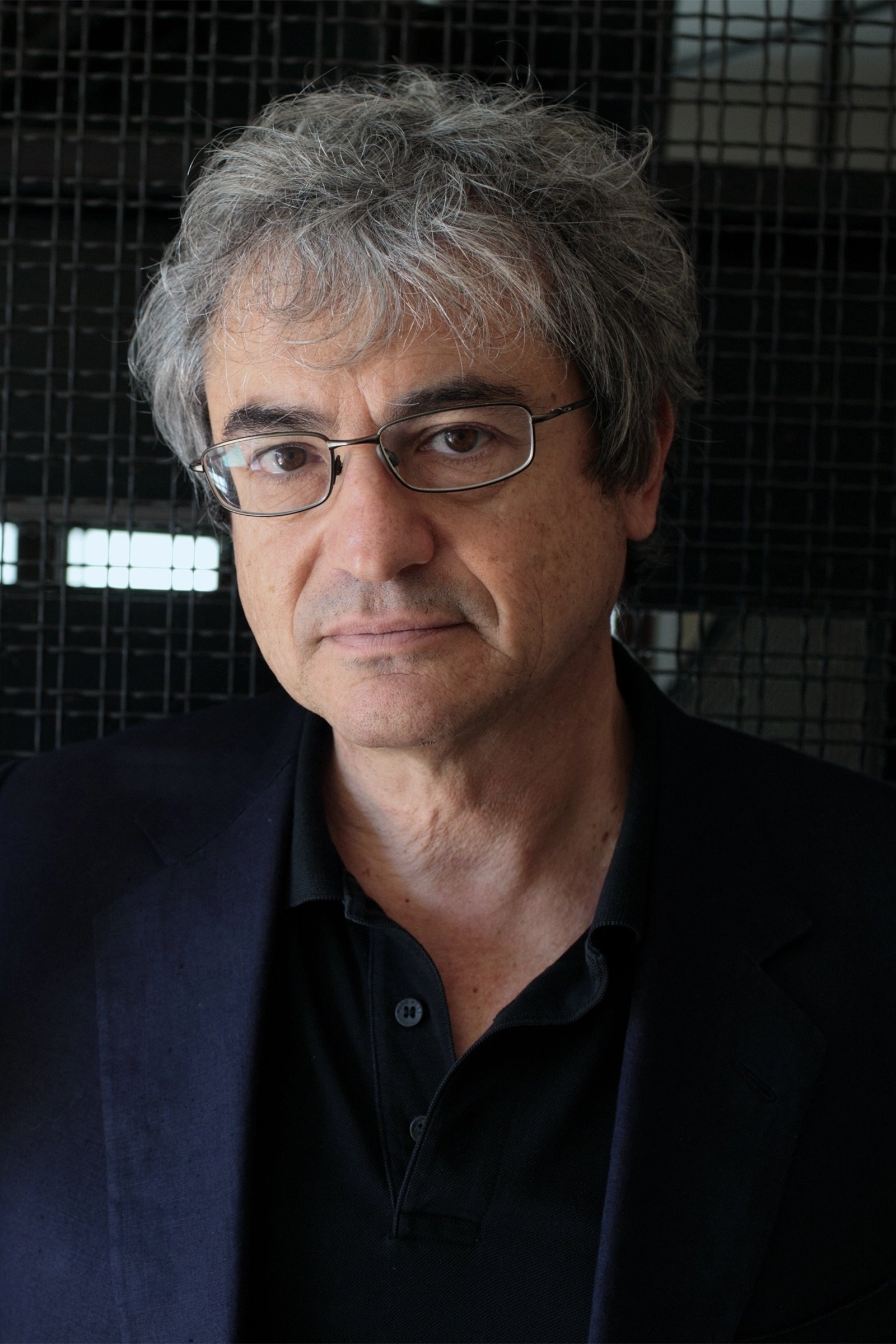 Carlo Rovelli backdrop