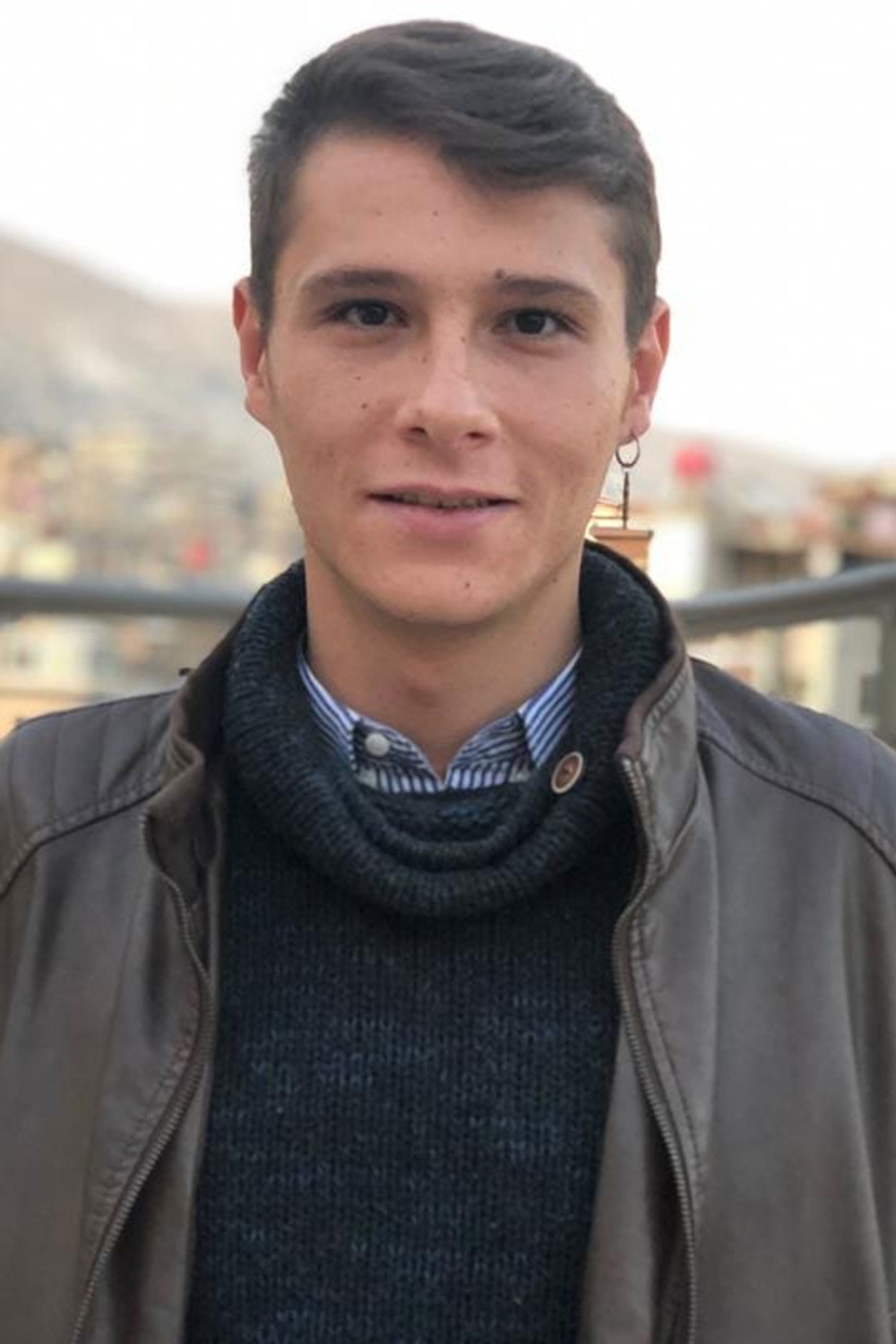 Yasser Salamon backdrop