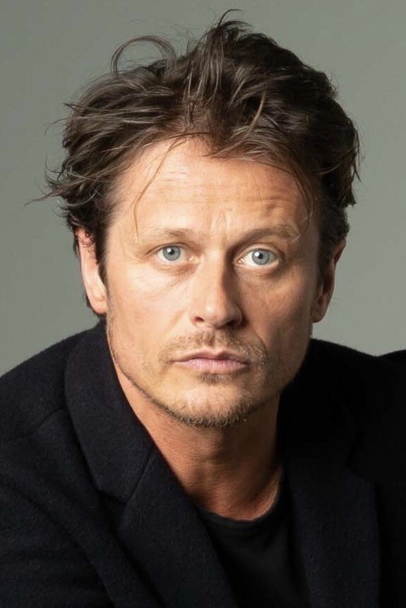 Roman Knižka backdrop