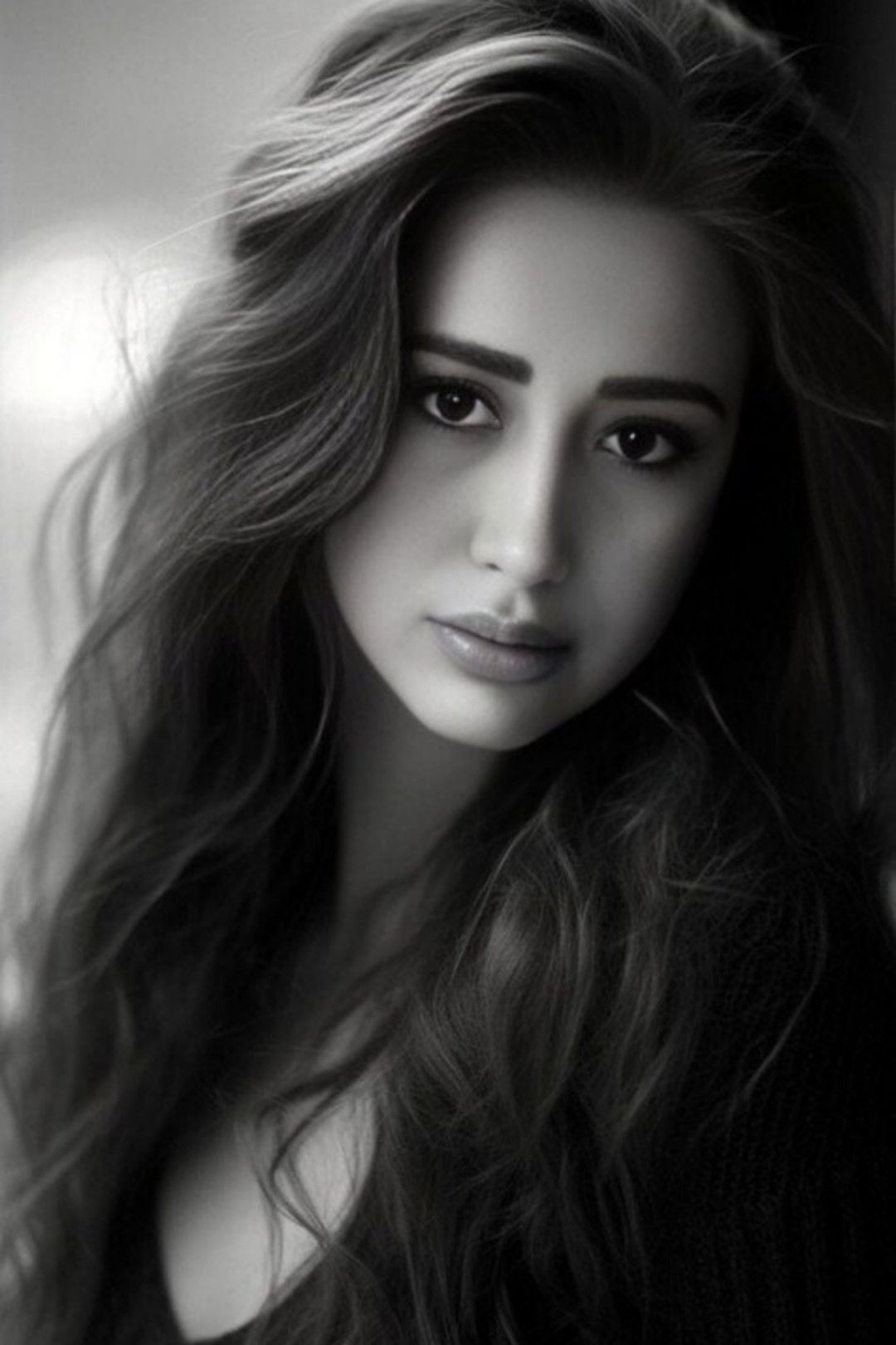 Helia Behrooz backdrop