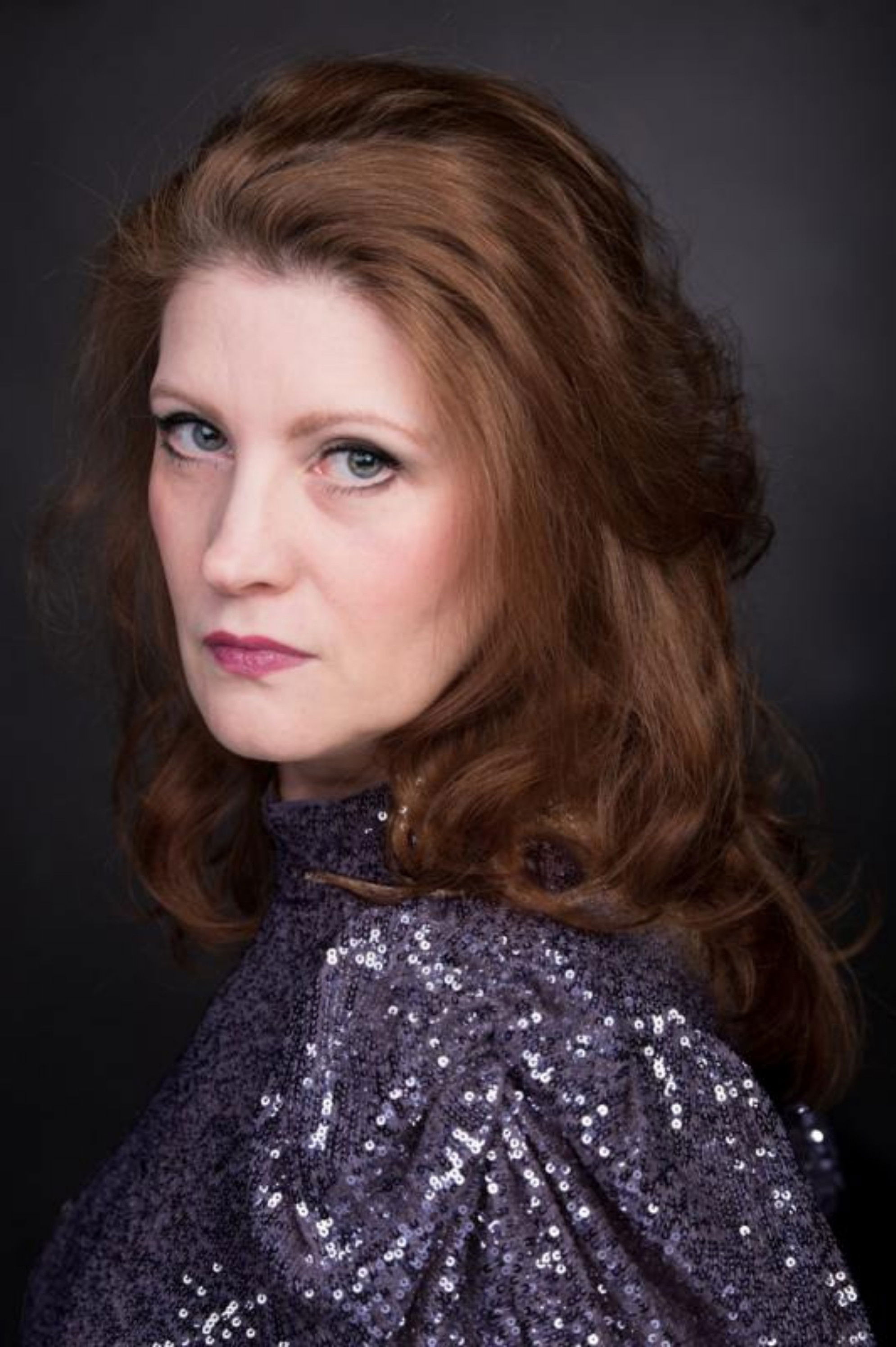 Marzia Bandoni backdrop