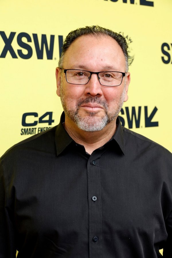 Paco Farias backdrop