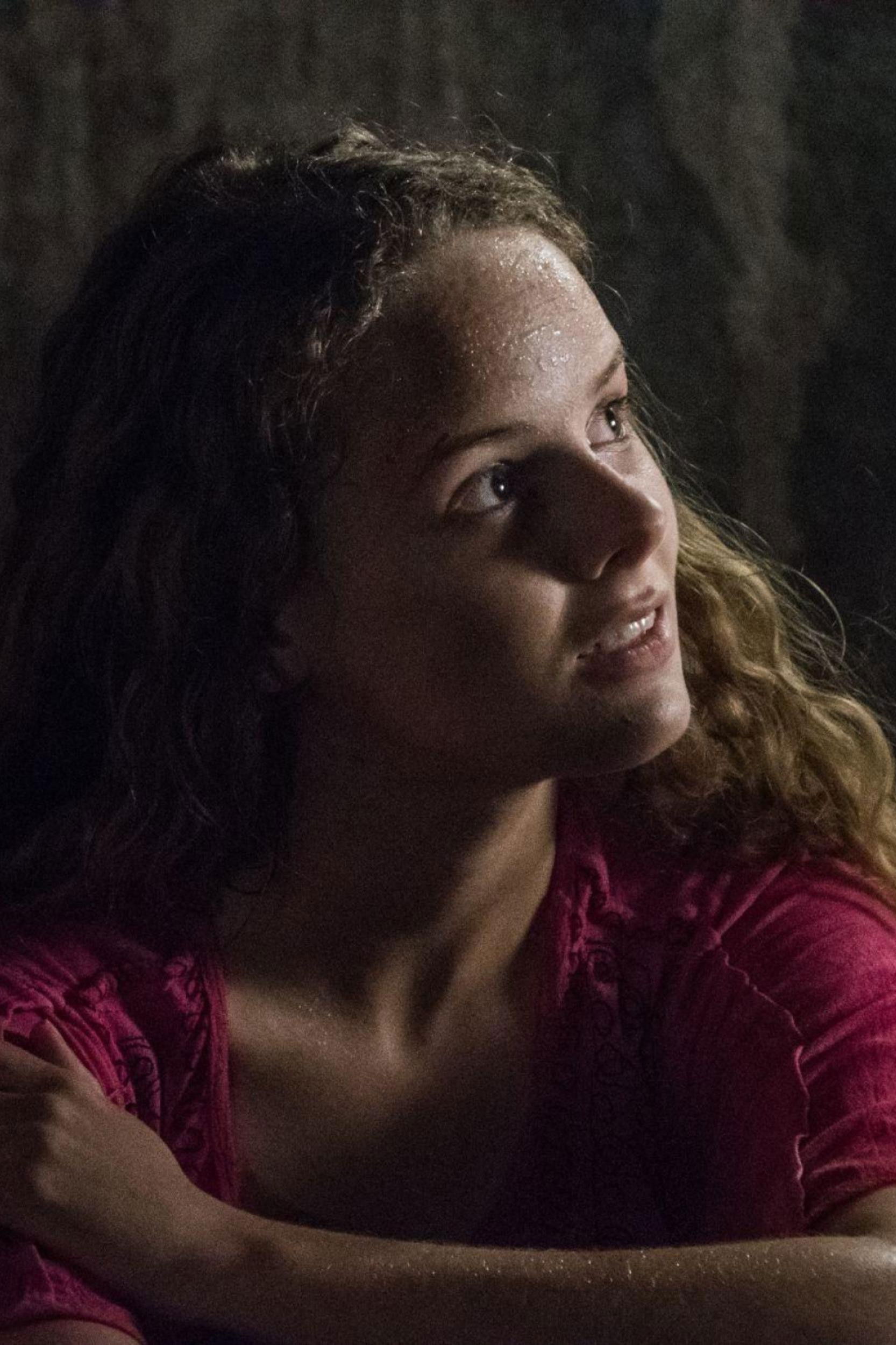 Lucy Williams backdrop