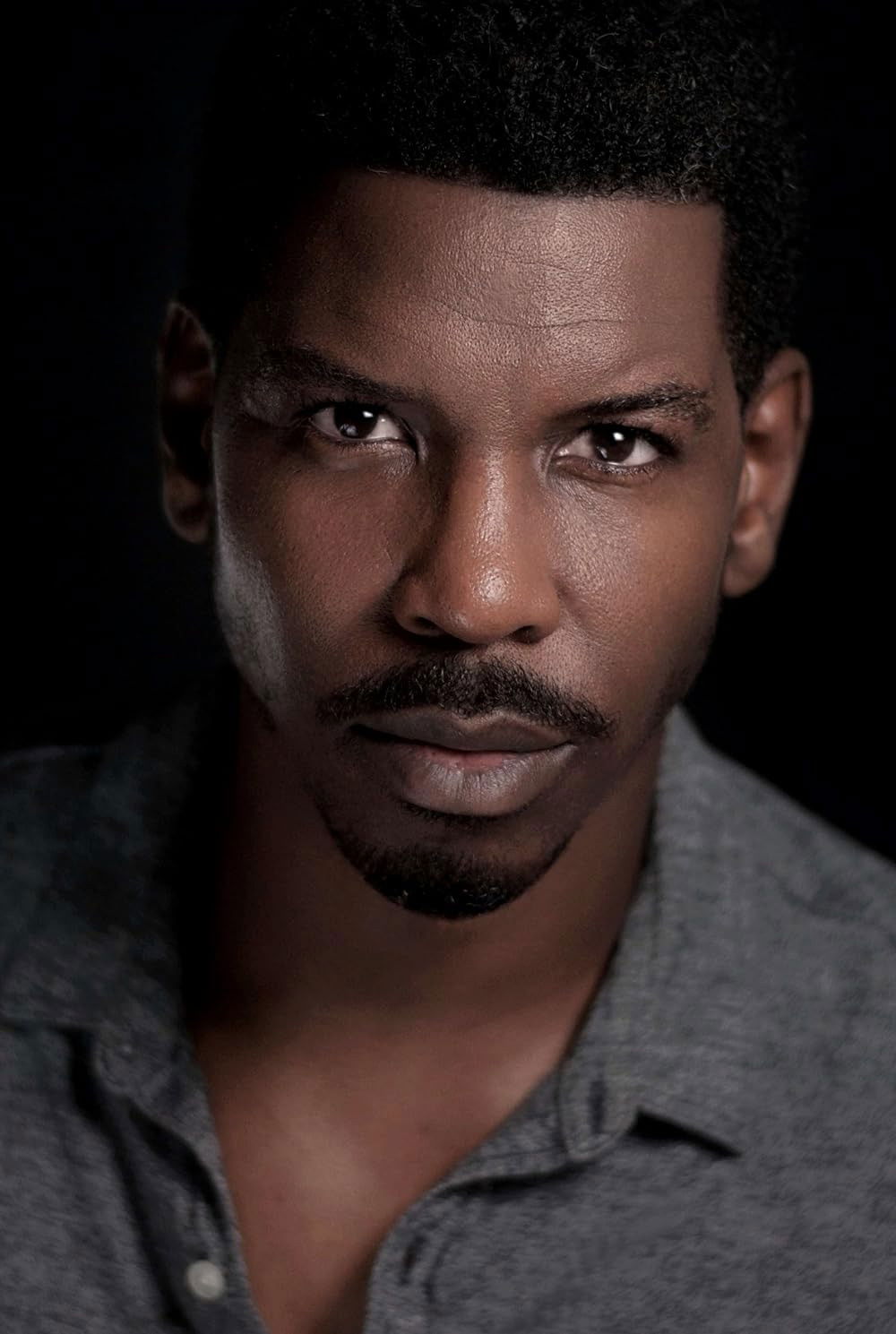 Derek Reginald backdrop