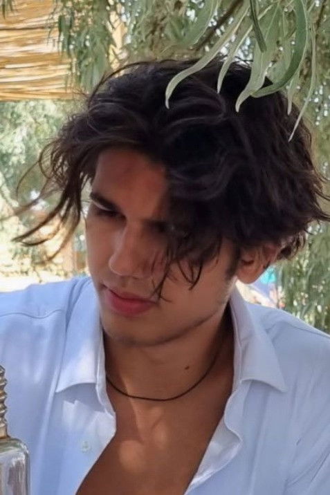 Nicu Bulete backdrop