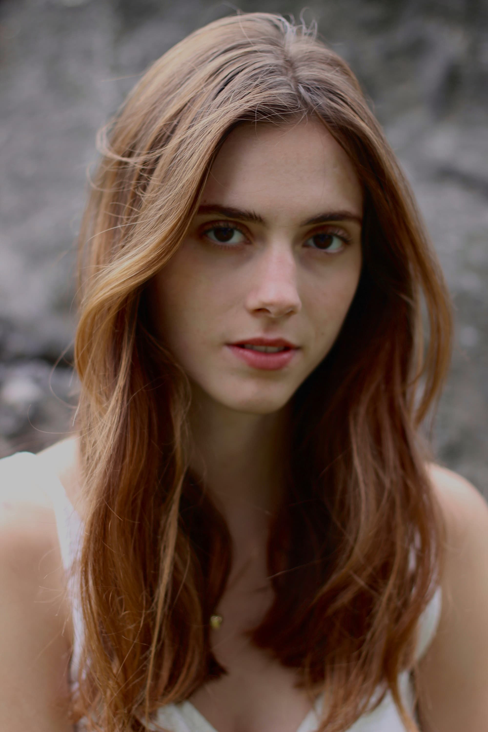 Dorottya Ilosvai backdrop