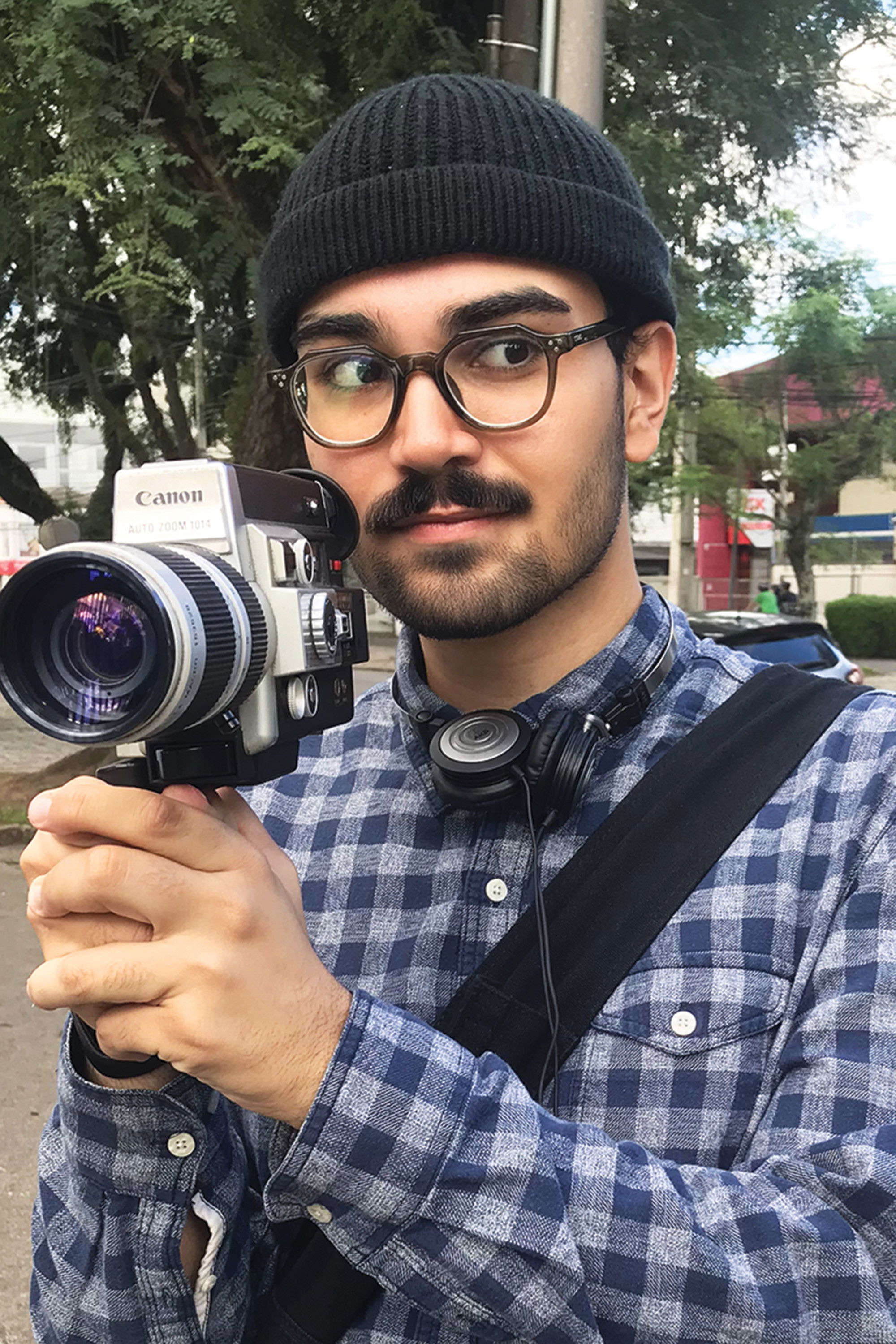 Eduardo Monteiro backdrop