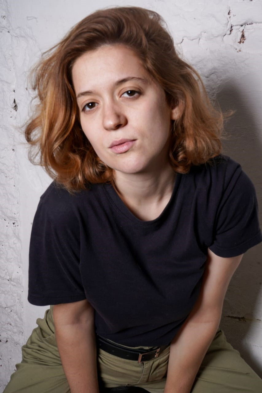 Alma Holovatuck backdrop