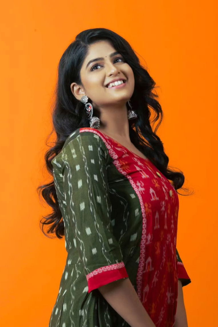 Sunmeera Nagesh backdrop