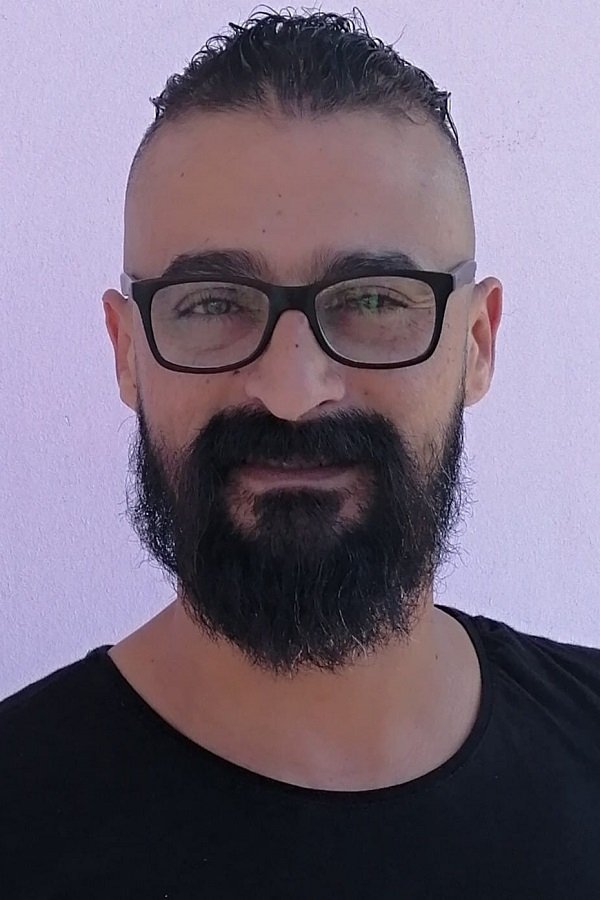 Rachid El Adouani backdrop