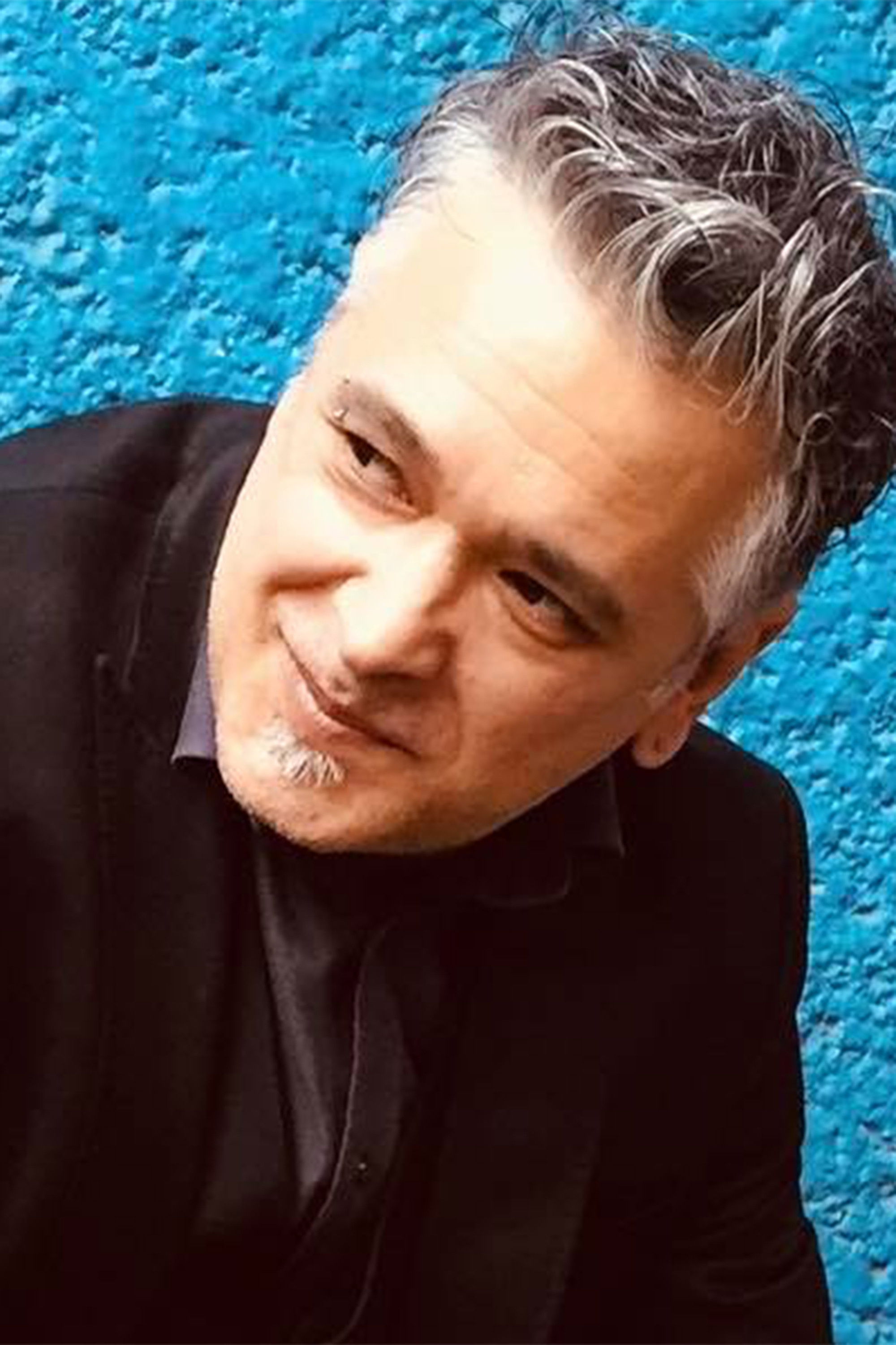 Ricardo Arnauda backdrop