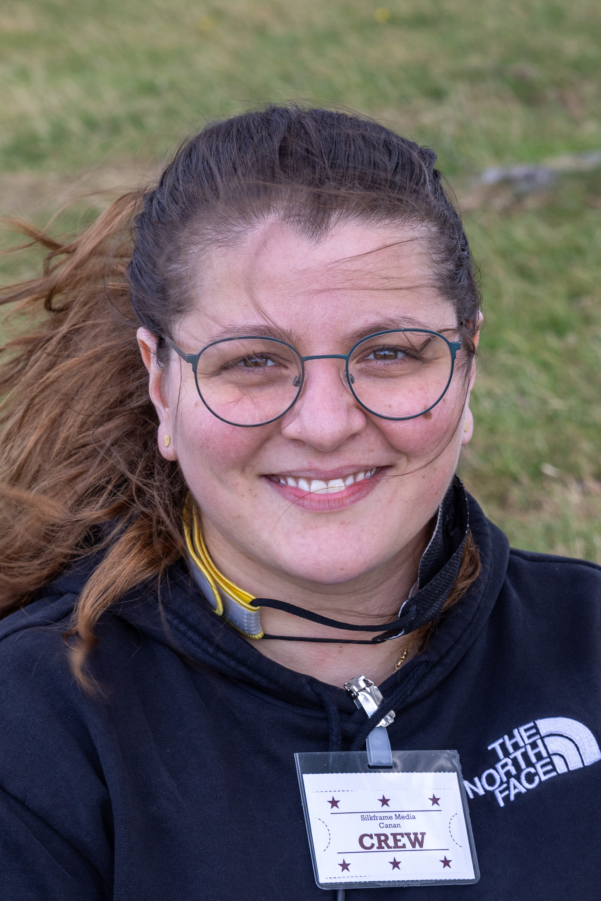 Canan Agbaba backdrop