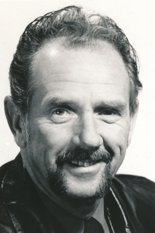 Eldor Valter backdrop