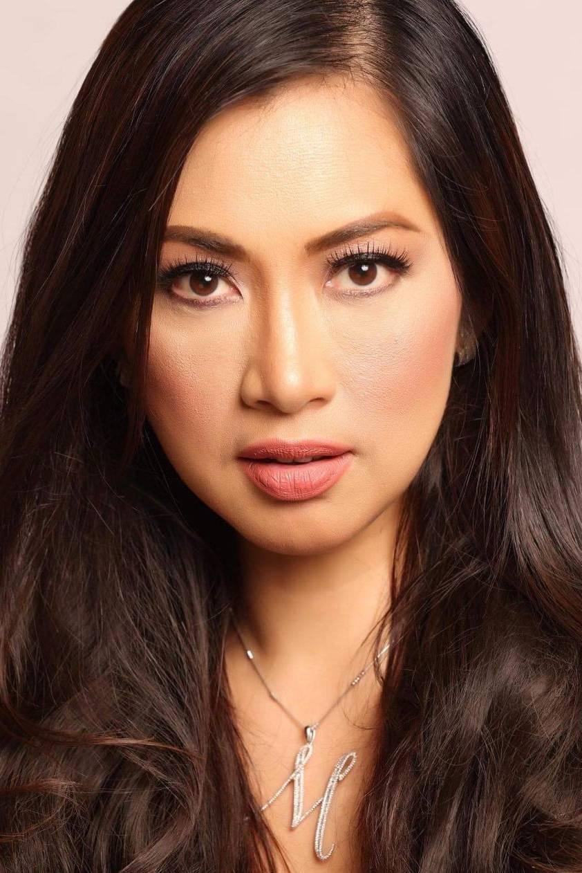 Charo Laude backdrop