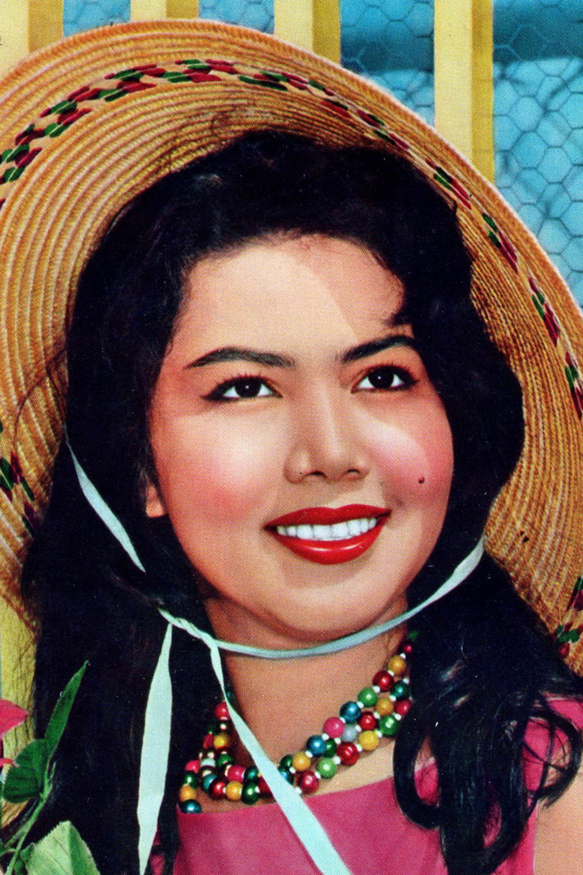 Ngamta Suppapong backdrop