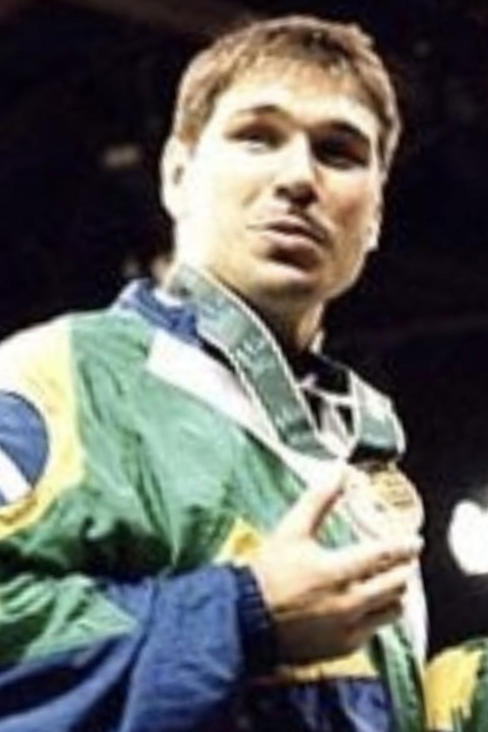 Aurélio Miguel backdrop