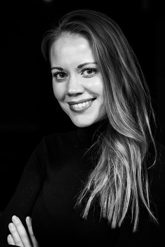 Mari Hauge Einbu backdrop