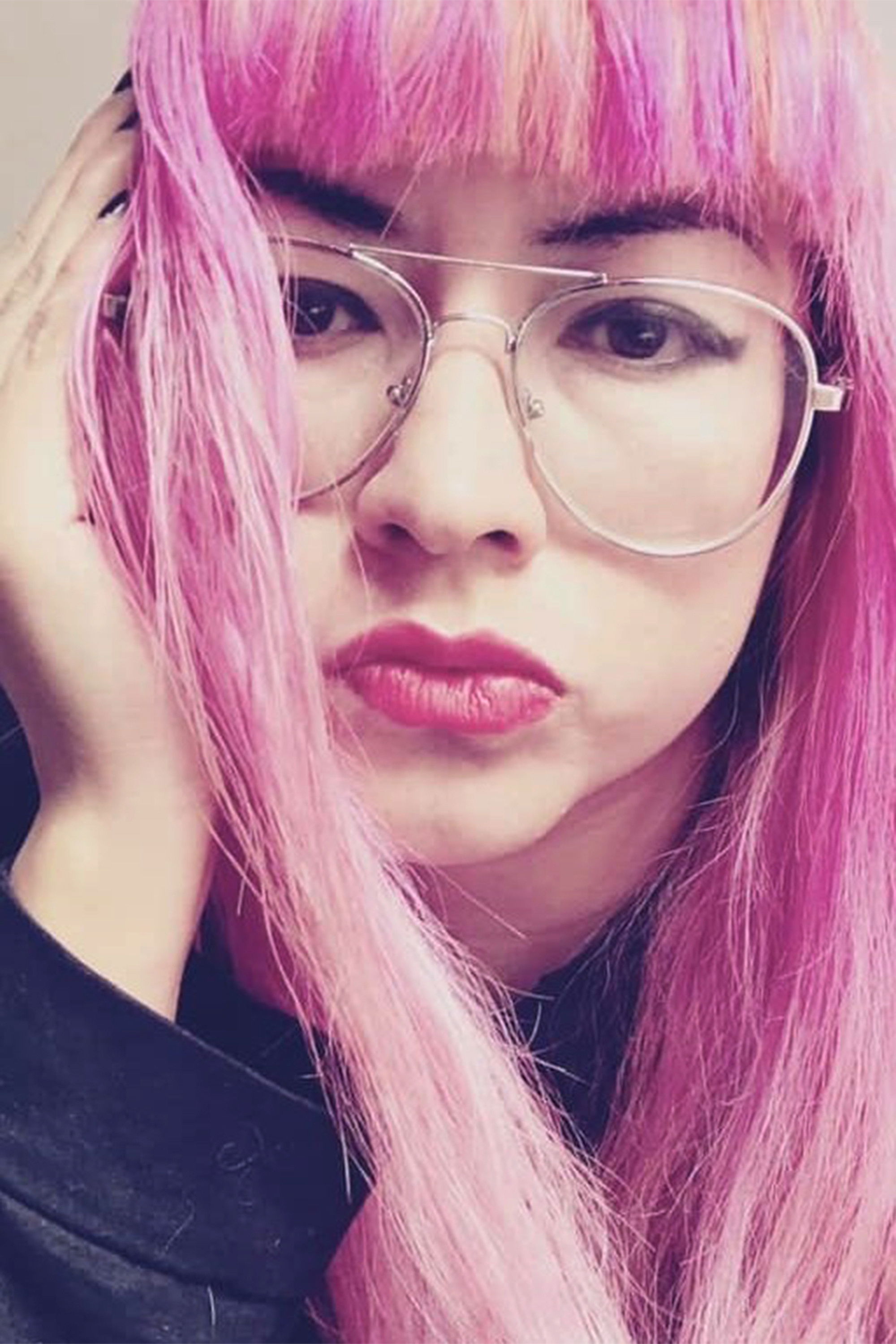 Brenda Nashelly Rodríguez backdrop