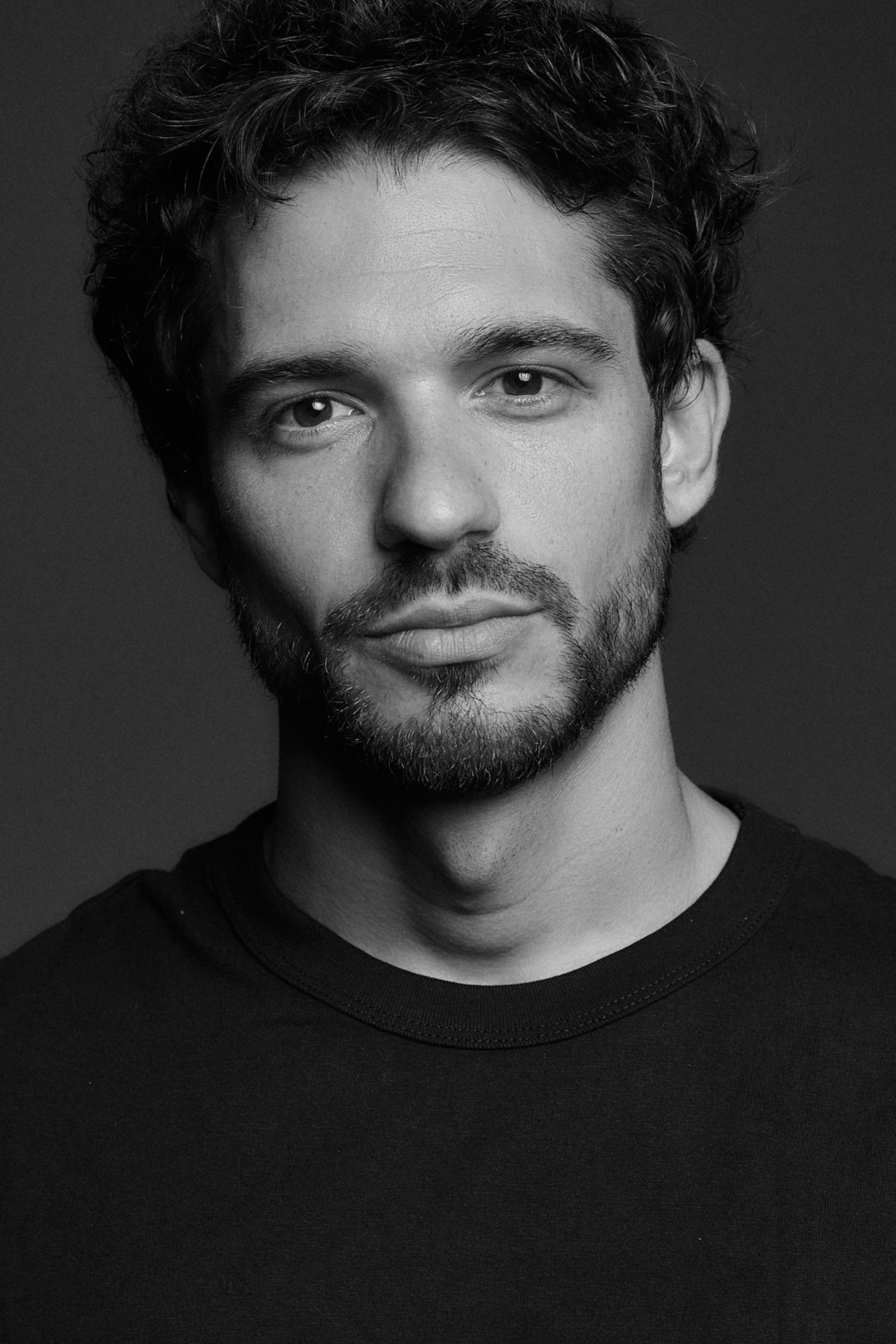 J.M. Maciá backdrop