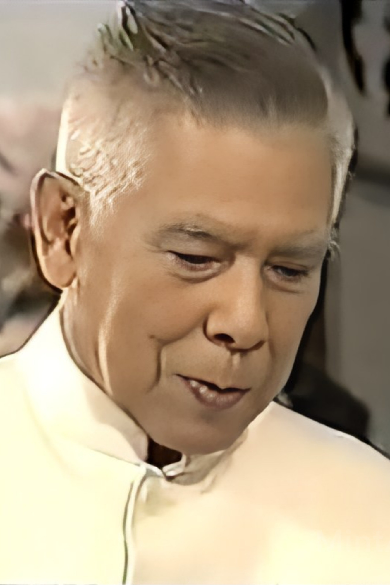 Amnuay Sirijan backdrop