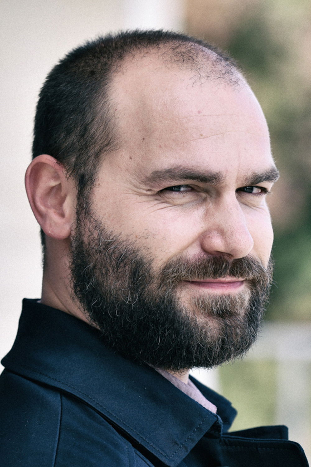 Veselin Petrov backdrop