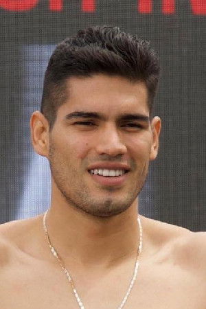 Gilberto Ramírez backdrop