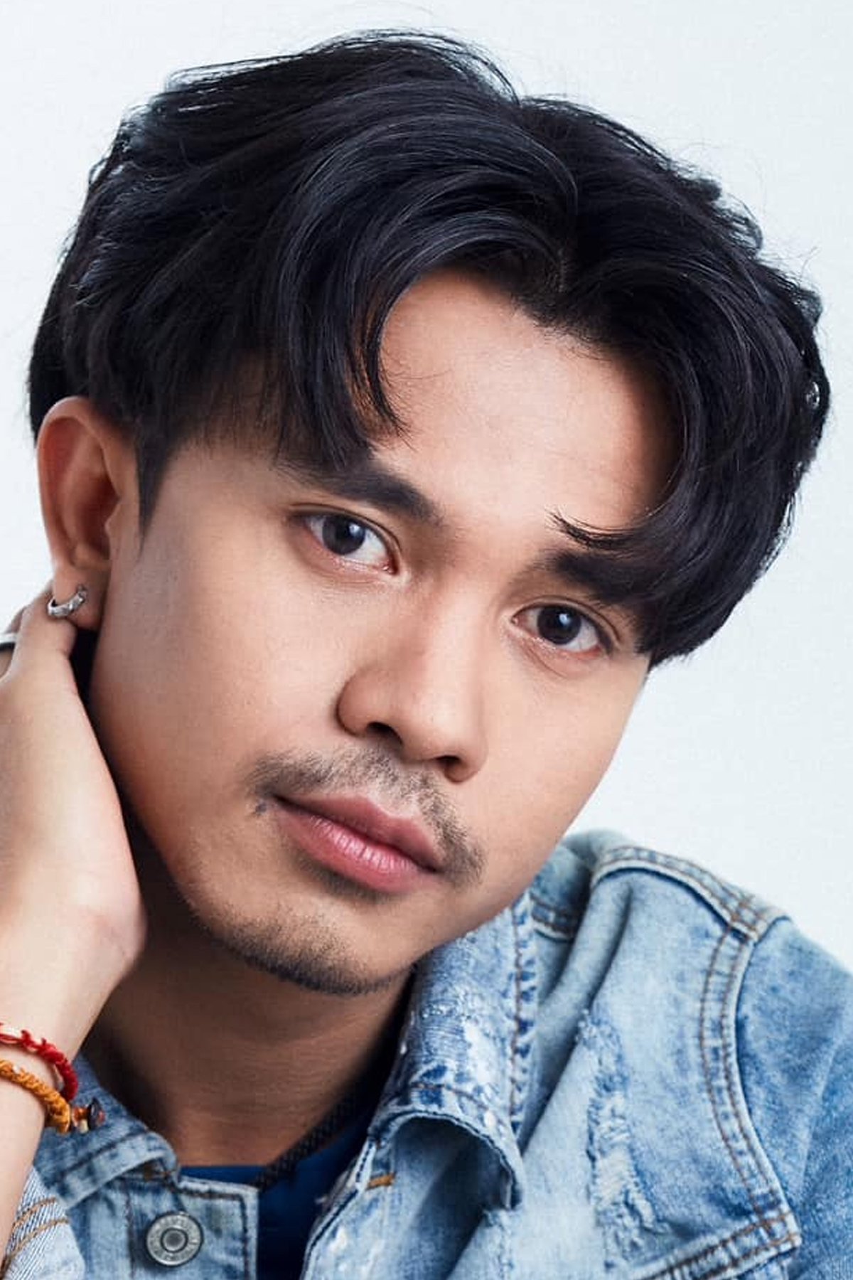 Naruepol Yaiim backdrop