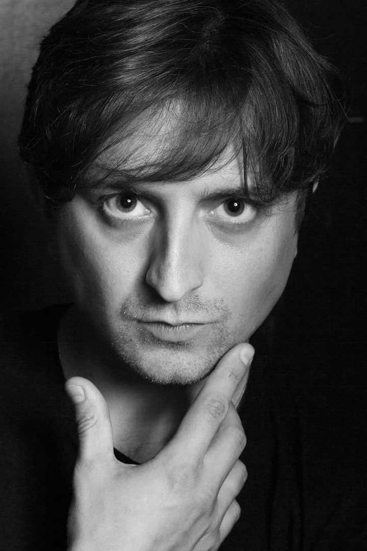 Roman Kulish backdrop