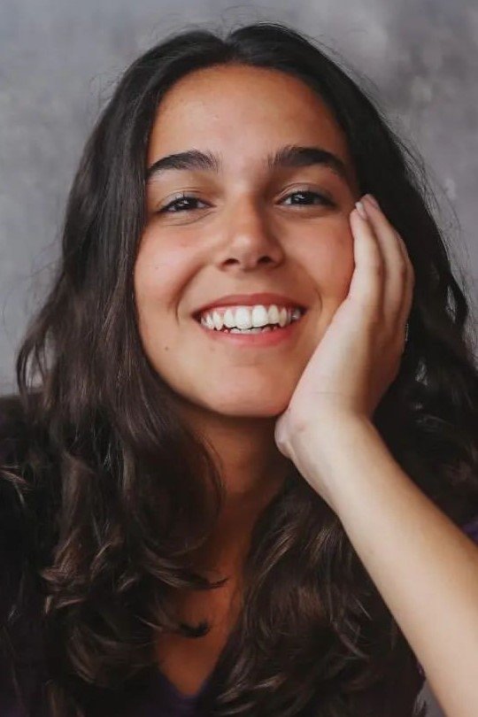 Beatriz Linhales backdrop