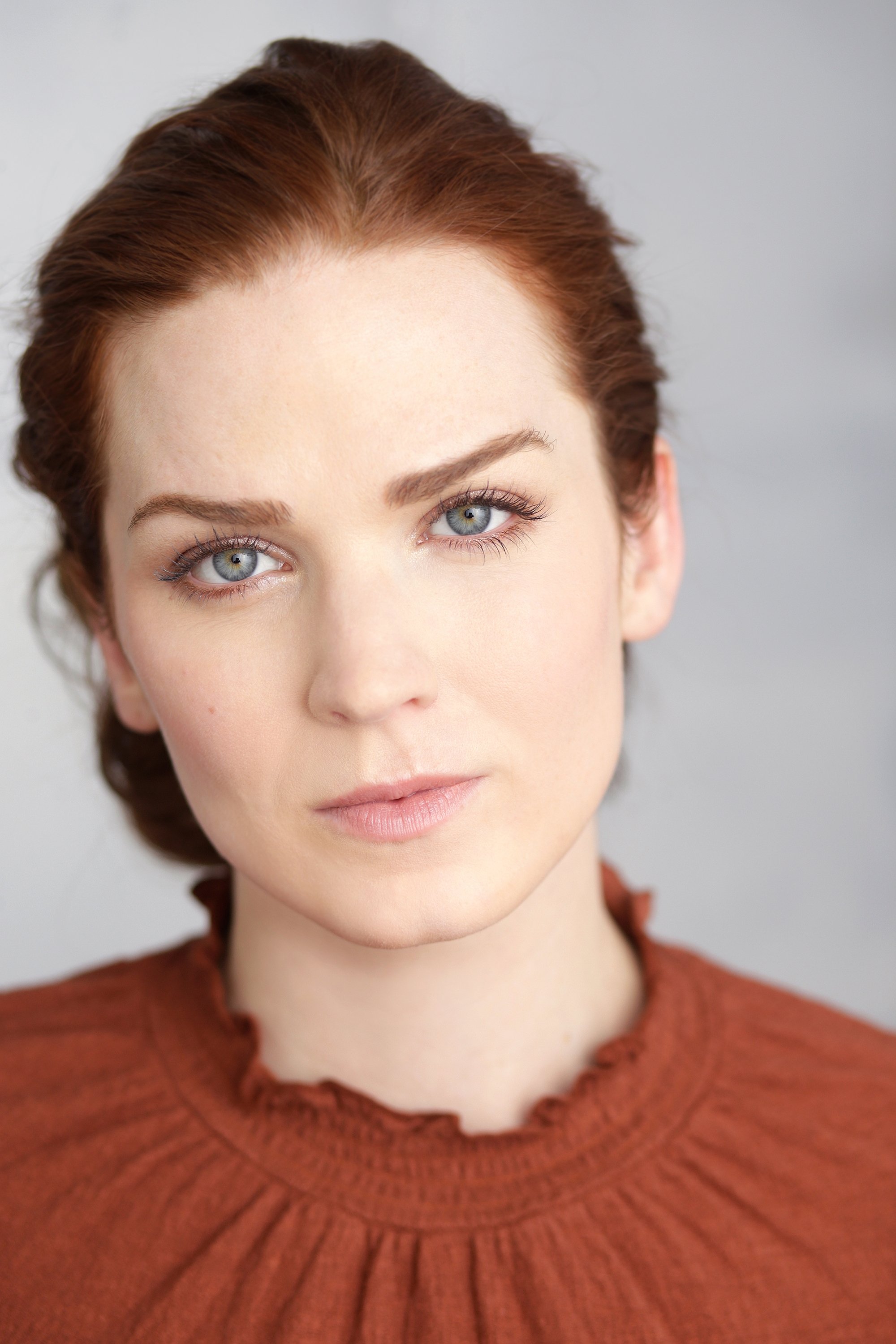 Caroline Henry backdrop