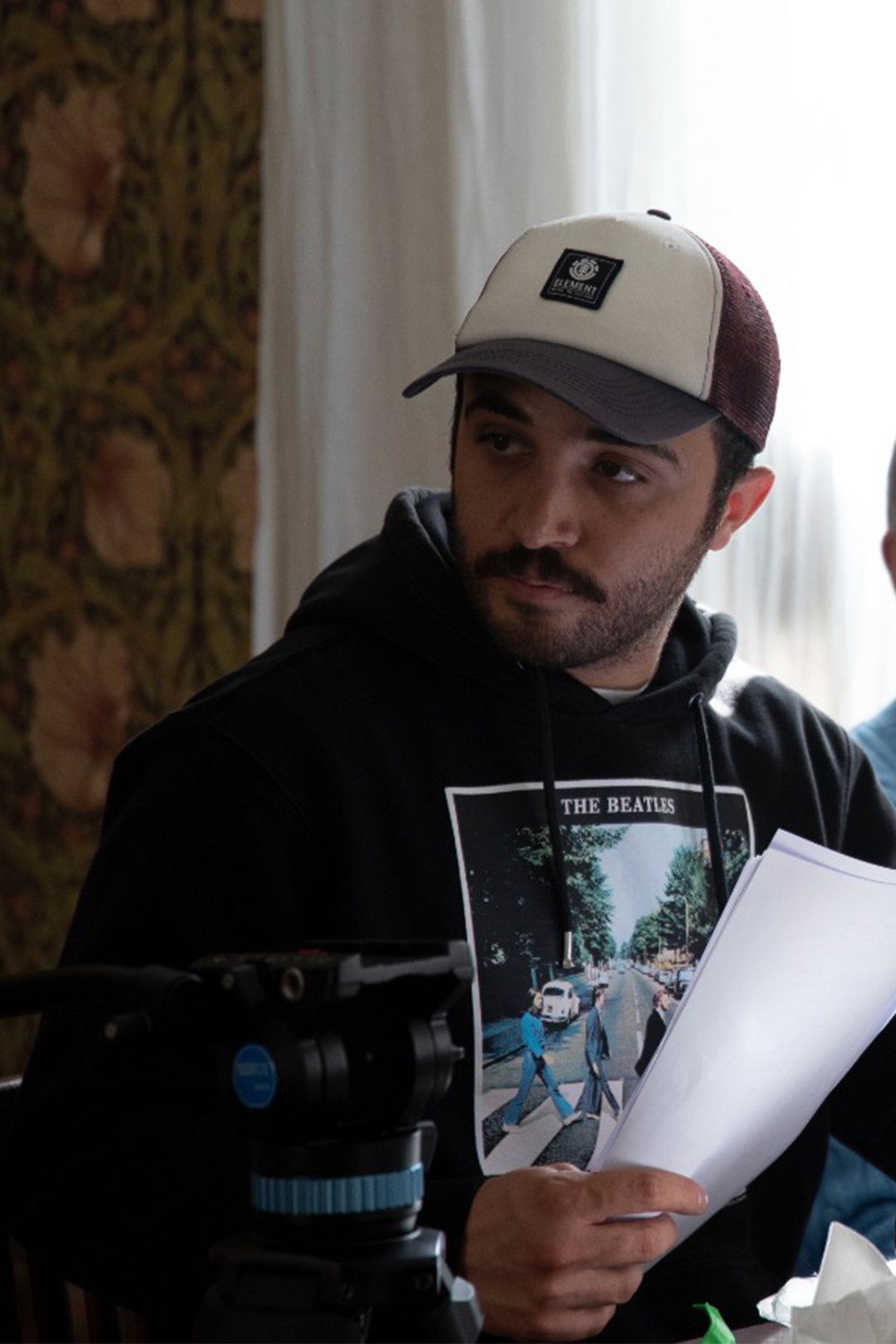 Bilal Narci backdrop