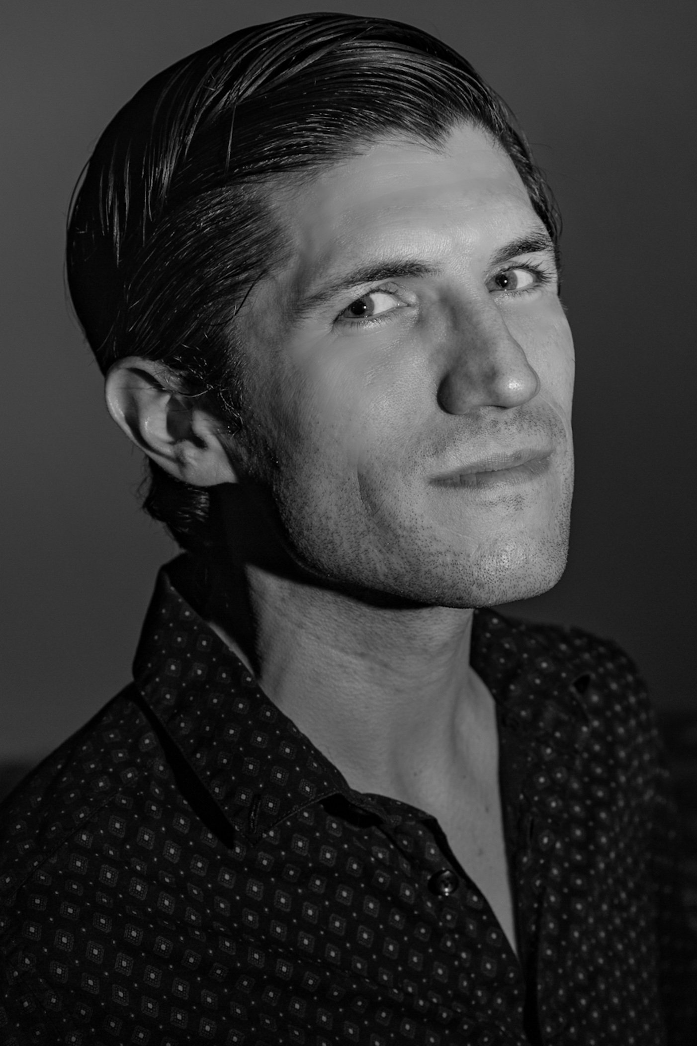 Dane Bowling backdrop