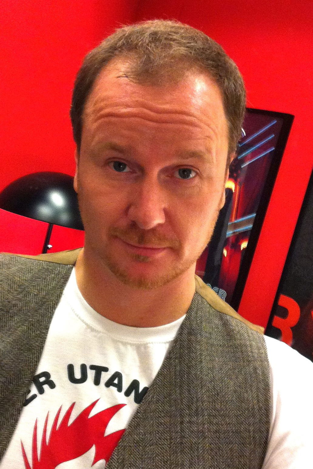 Pelle Hanaeus backdrop